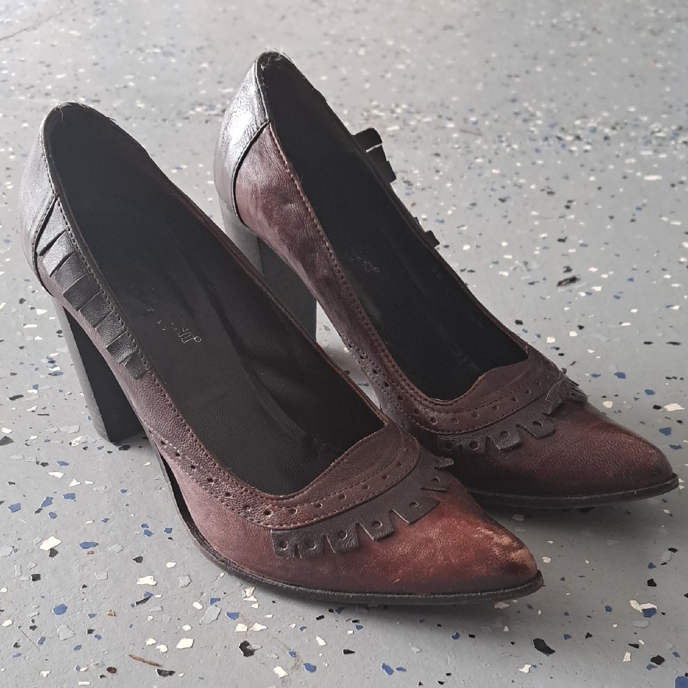 Elegant Brown Women's Heels